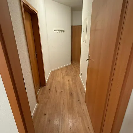 아파트 Bezaubernde Ferien- Und Monteurwohnung In *